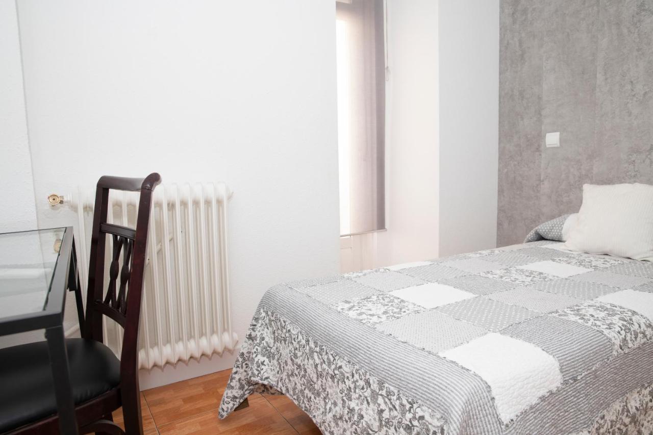 מדריד Hostal Tokio מראה חיצוני תמונה